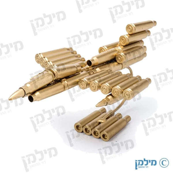 פסלון מטוס F16 מתרמילים